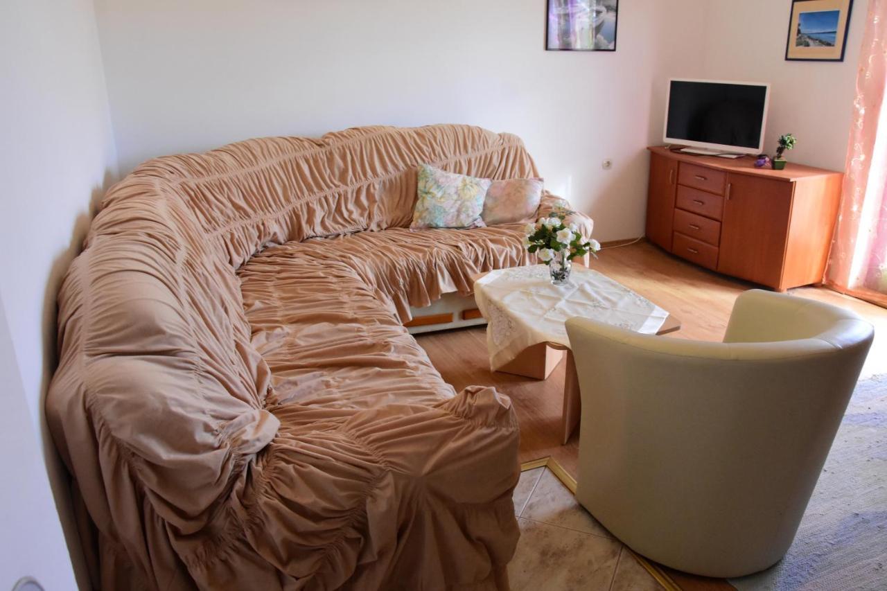 ויר Apartments Zana מראה חיצוני תמונה