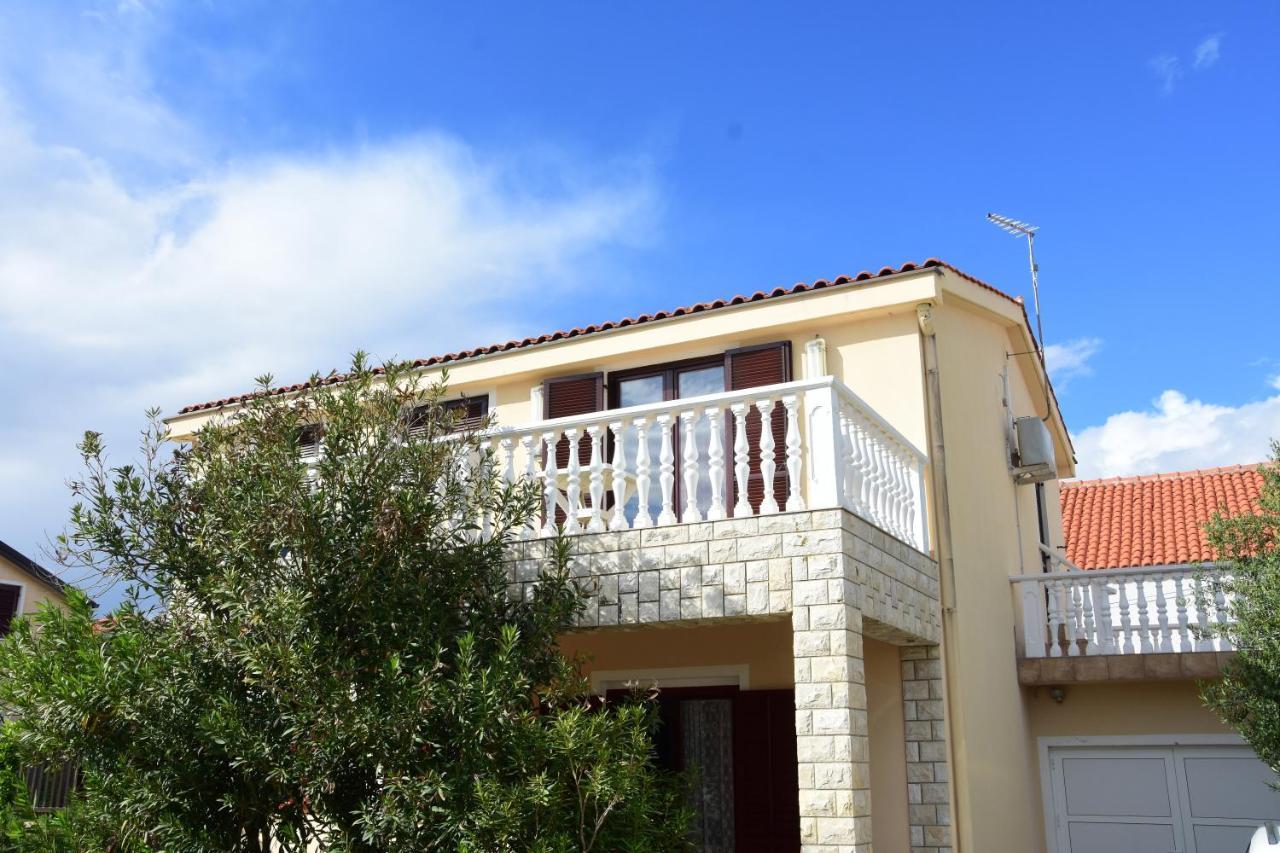 ויר Apartments Zana מראה חיצוני תמונה